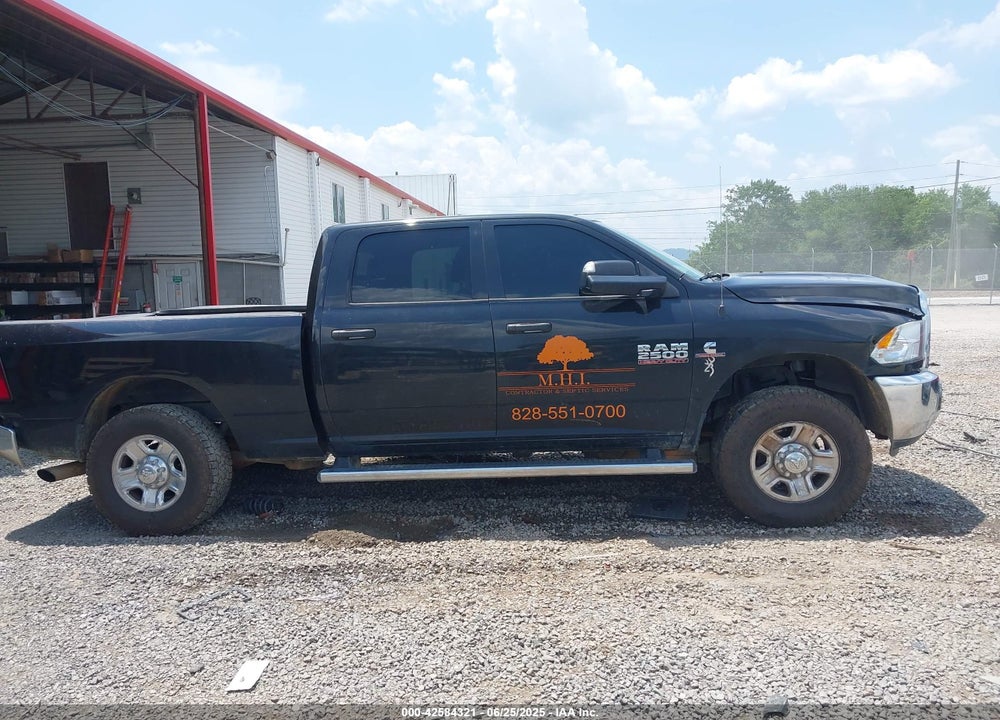 2016 RAM 2500 VIN: 3C6UR5CL2GG281015