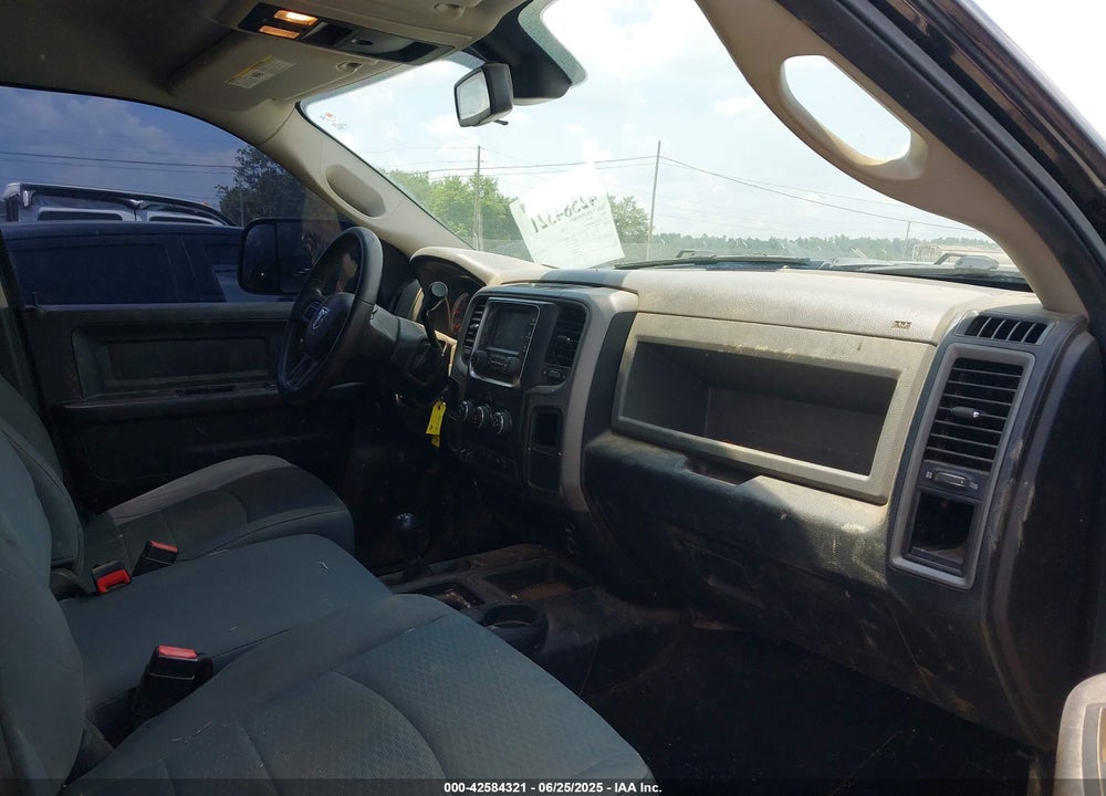 2016 RAM 2500 VIN: 3C6UR5CL2GG281015