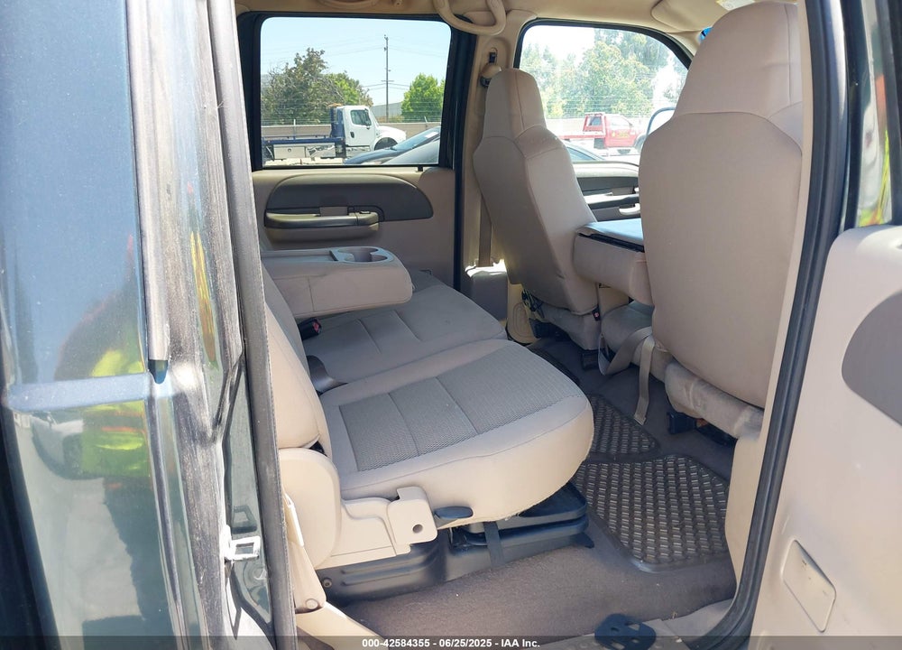 2004 FORD F-250 LARIAT/XL/XLT VIN: 1FTNW21S44EC39026