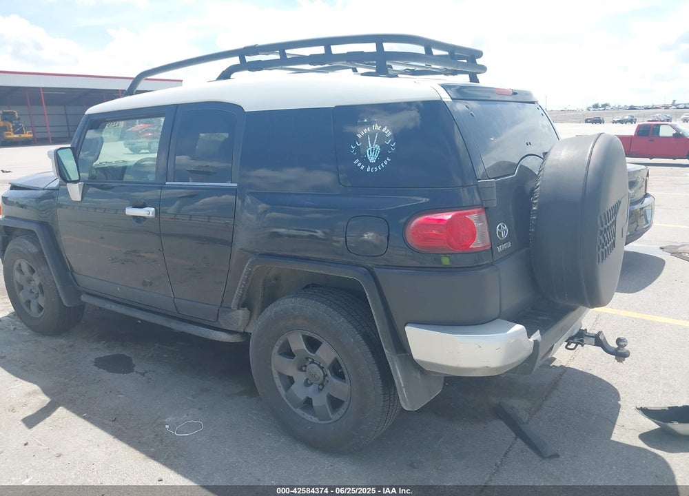2007 TOYOTA FJ CRUISER VIN: JTEBU11F170089248