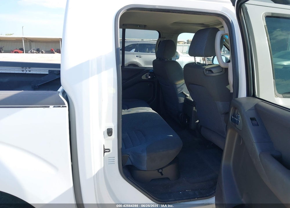 2005 NISSAN FRONTIER NISMO OFF ROAD VIN: 1N6AD07W15C427581