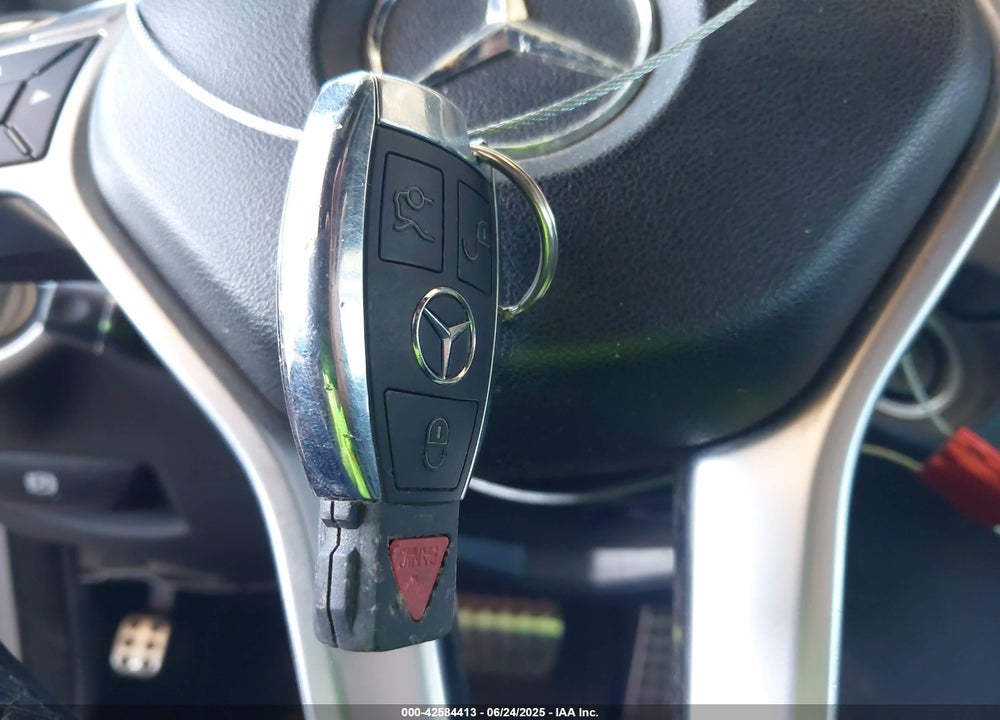 2013 MERCEDES-BENZ C 250 VIN: WDDGF4HBXDA869088