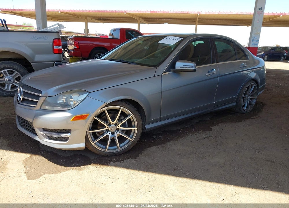 2013 MERCEDES-BENZ C 250 VIN: WDDGF4HBXDA869088