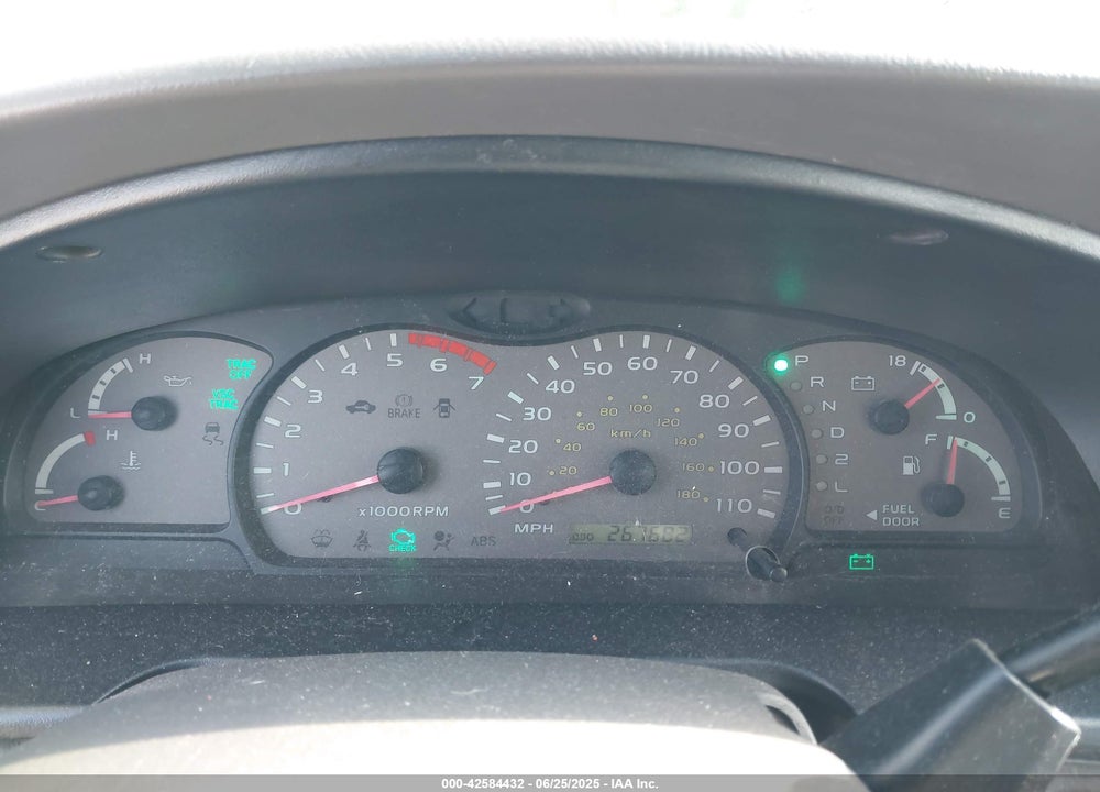 2004 TOYOTA SEQUOIA SR5 V8 VIN: 5TDZT34A64S222838
