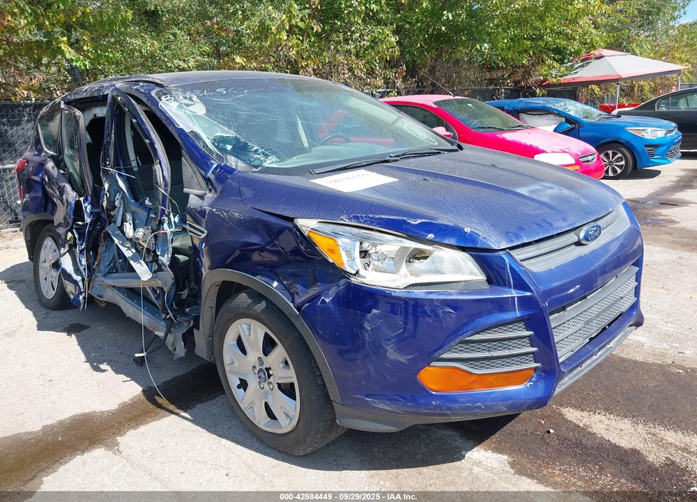 2015 FORD ESCAPE S VIN: 1FMCU0F71FUA05484