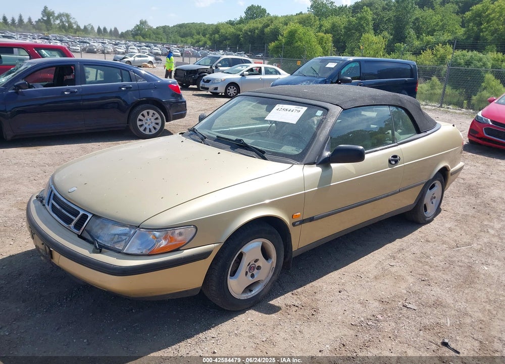 1998 SAAB 900 S VIN: YS3DD78B3W7002788