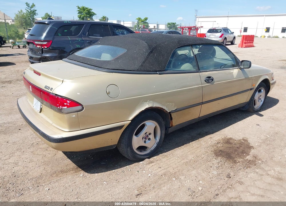 1998 SAAB 900 S VIN: YS3DD78B3W7002788