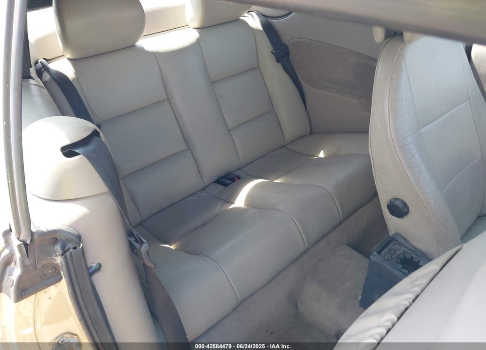 1998 SAAB 900 S VIN: YS3DD78B3W7002788