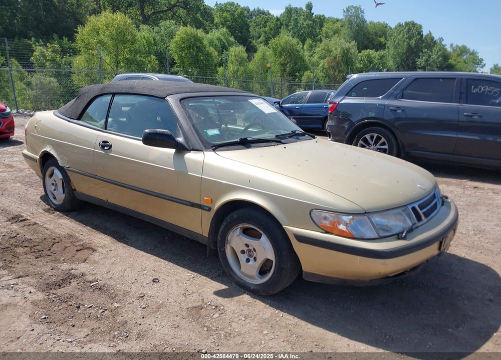 1998 SAAB 900 S VIN: YS3DD78B3W7002788
