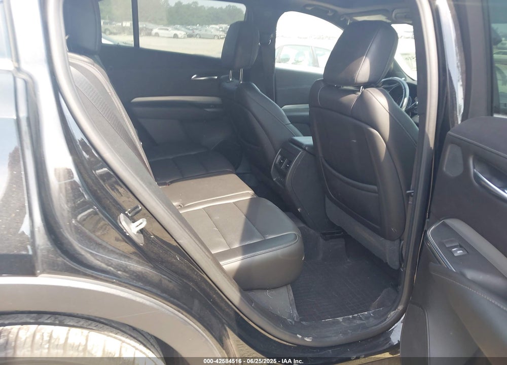 2019 CADILLAC XT4 VIN: 1GYFZDR44KF156789