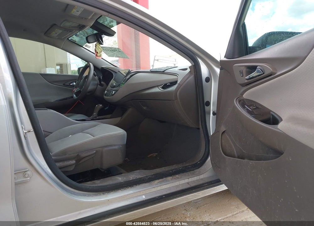 2020 CHEVROLET MALIBU VIN: 1G1ZC5ST2LF035118