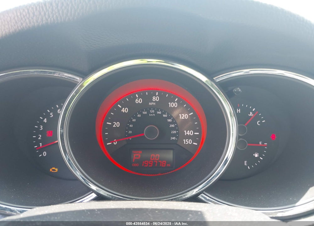 2011 KIA SORENTO VIN: 5XYKW4A23BG094290