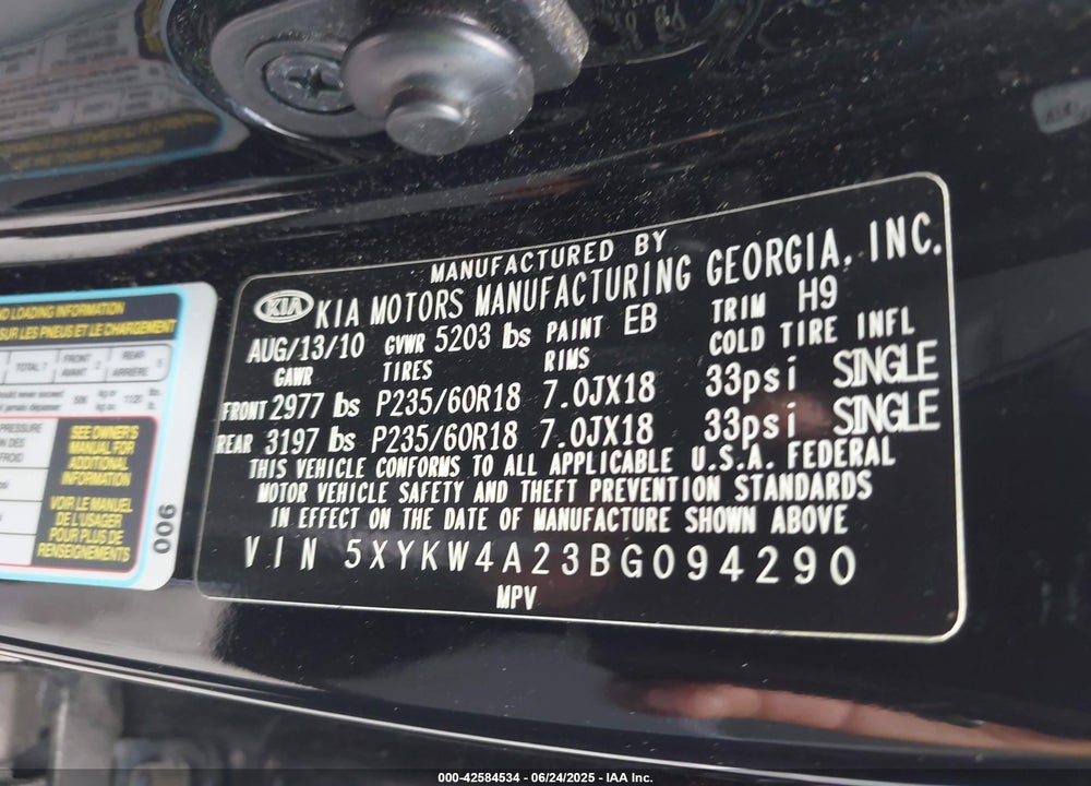 2011 KIA SORENTO VIN: 5XYKW4A23BG094290