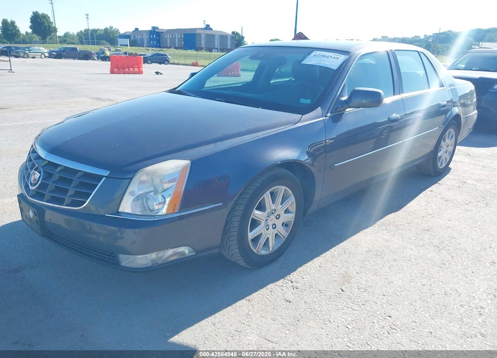 2010 CADILLAC DTS VIN: 1G6KH5EY8AU129128