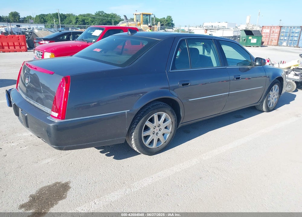 2010 CADILLAC DTS VIN: 1G6KH5EY8AU129128