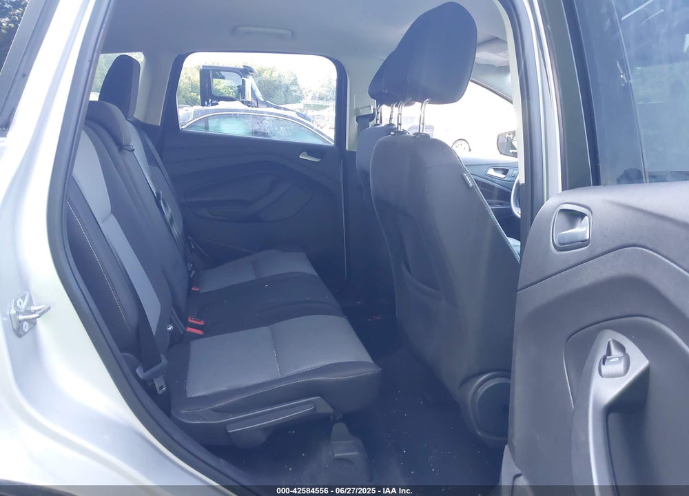 2017 FORD ESCAPE VIN: 1FMCU9GD4HUE48725