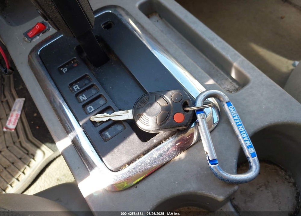 2008 FORD ESCAPE VIN: 1FMCU031X8KB49081