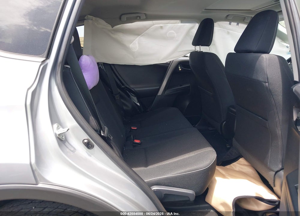 2017 TOYOTA RAV4 VIN: 2T3WFREV3HW372702