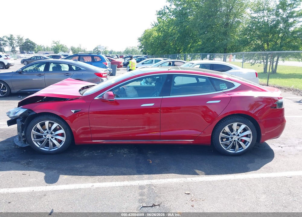 2016 TESLA MODEL S VIN: 5YJSA1E4XGF171244