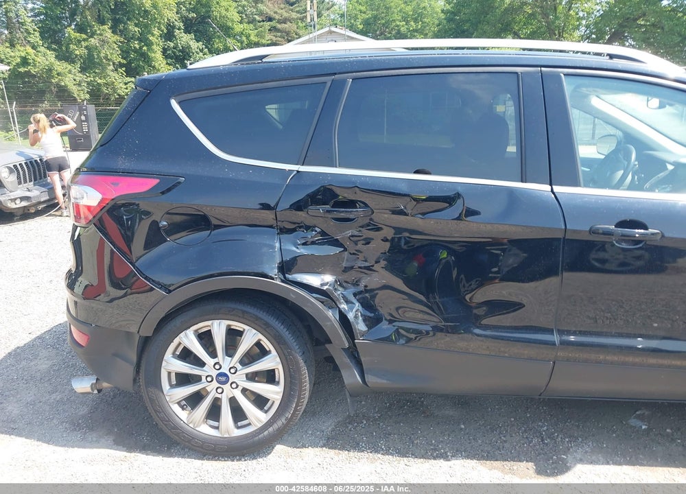 2017 FORD ESCAPE VIN: 1FMCU0J93HUF10079