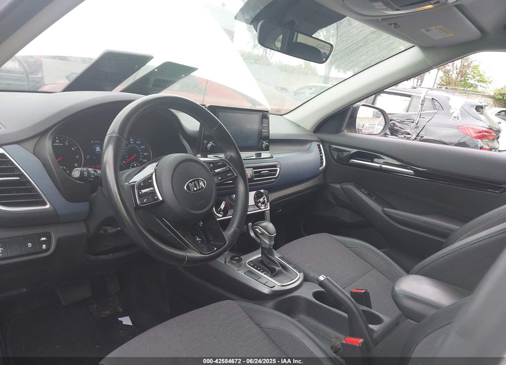 2021 KIA SELTOS S VIN: KNDEU2AA6M7143688