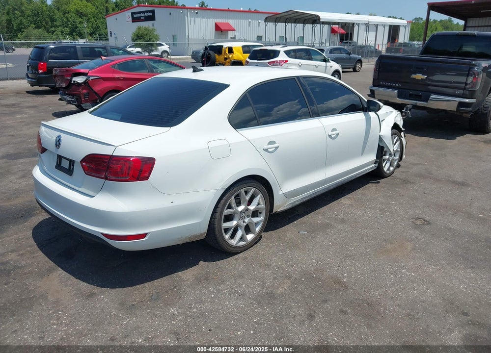 2014 VOLKSWAGEN JETTA VIN: 3VW4T7AJ5EM276247