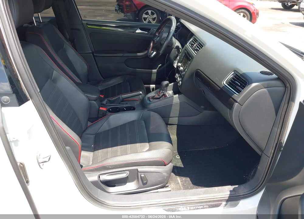 2014 VOLKSWAGEN JETTA VIN: 3VW4T7AJ5EM276247