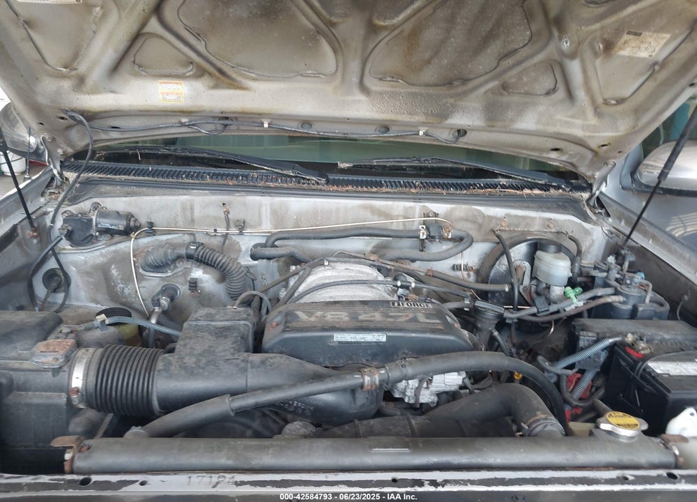 2001 TOYOTA TUNDRA SR5 V8 VIN: 5TBKT44191S173811