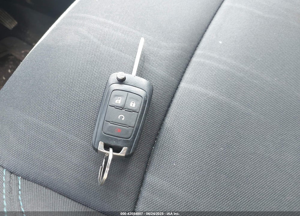 2015 CHEVROLET TRAX VIN: KL7CJRSB4FB108807