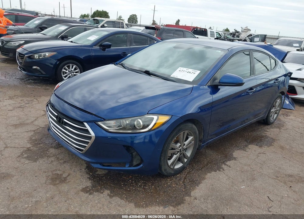 2018 HYUNDAI ELANTRA VIN: 5NPD84LF3JH280423