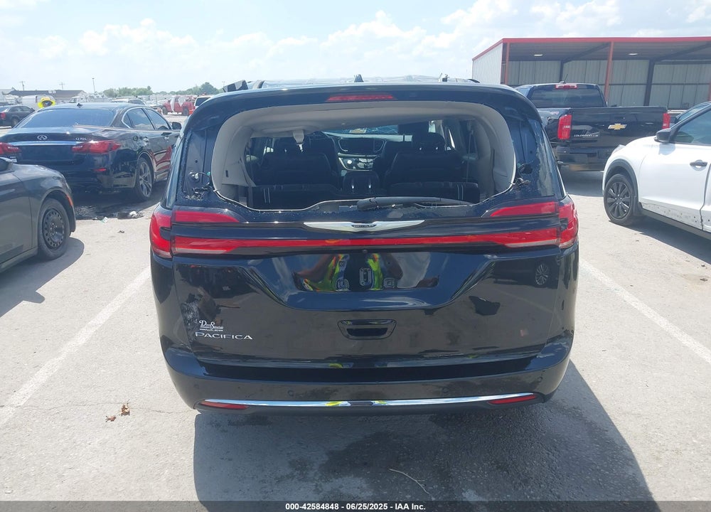 2023 CHRYSLER PACIFICA TOURING L VIN: 2C4RC1BG2PR591396