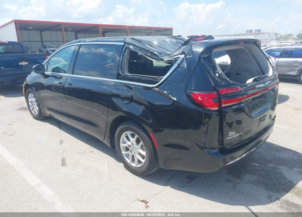 2023 CHRYSLER PACIFICA TOURING L VIN: 2C4RC1BG2PR591396