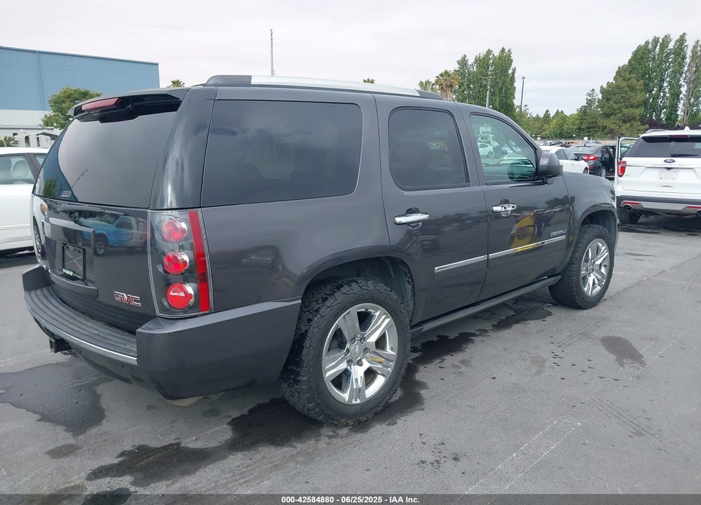2011 GMC YUKON DENALI VIN: 1GKS2EEF1BR124004