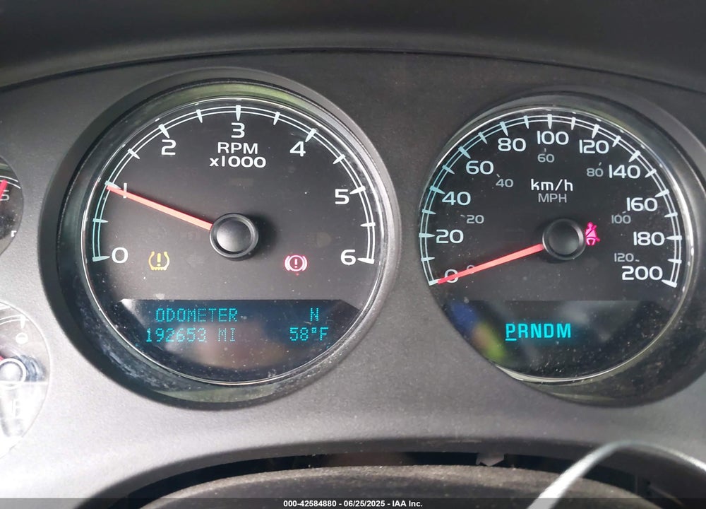 2011 GMC YUKON DENALI VIN: 1GKS2EEF1BR124004
