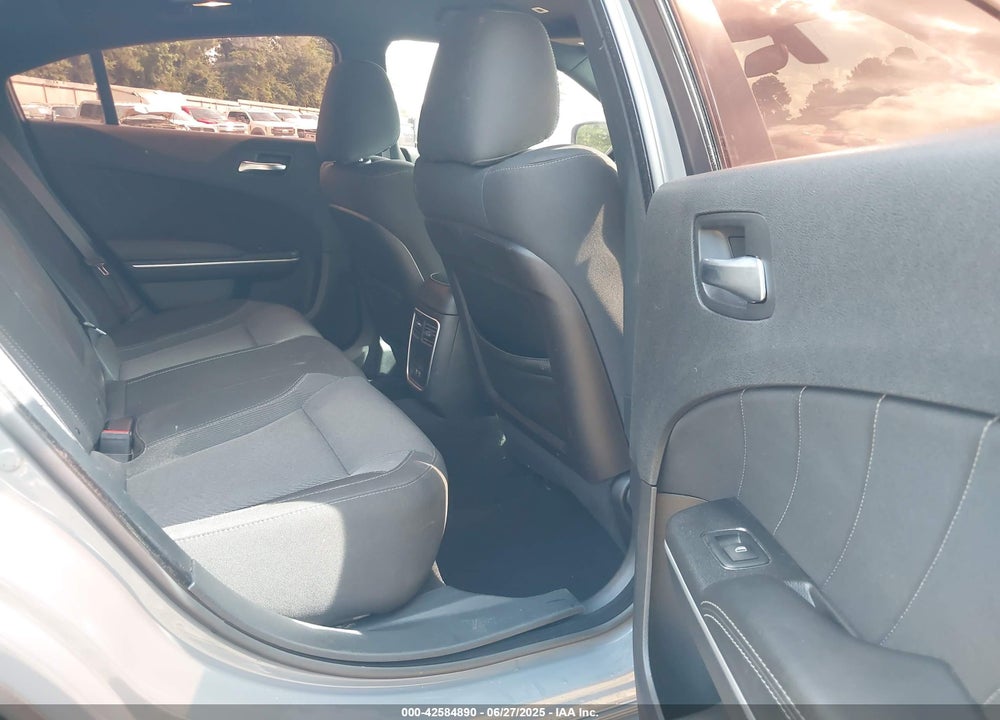2019 DODGE CHARGER SXT RWD VIN: 2C3CDXBG3KH674571