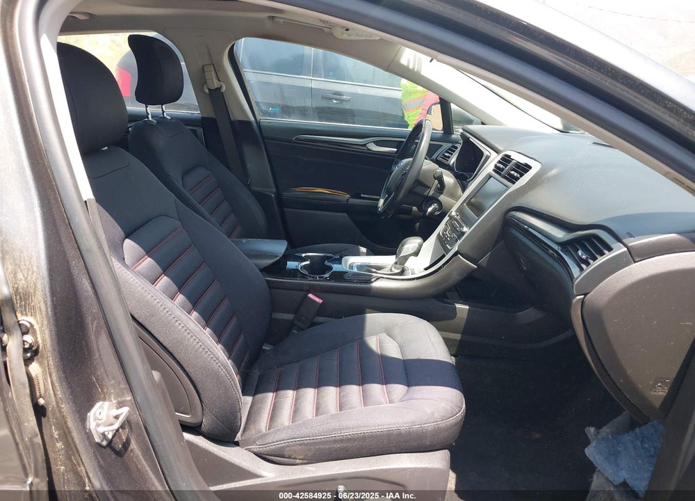 2016 FORD FUSION SE VIN: 3FA6P0HD6GR328777