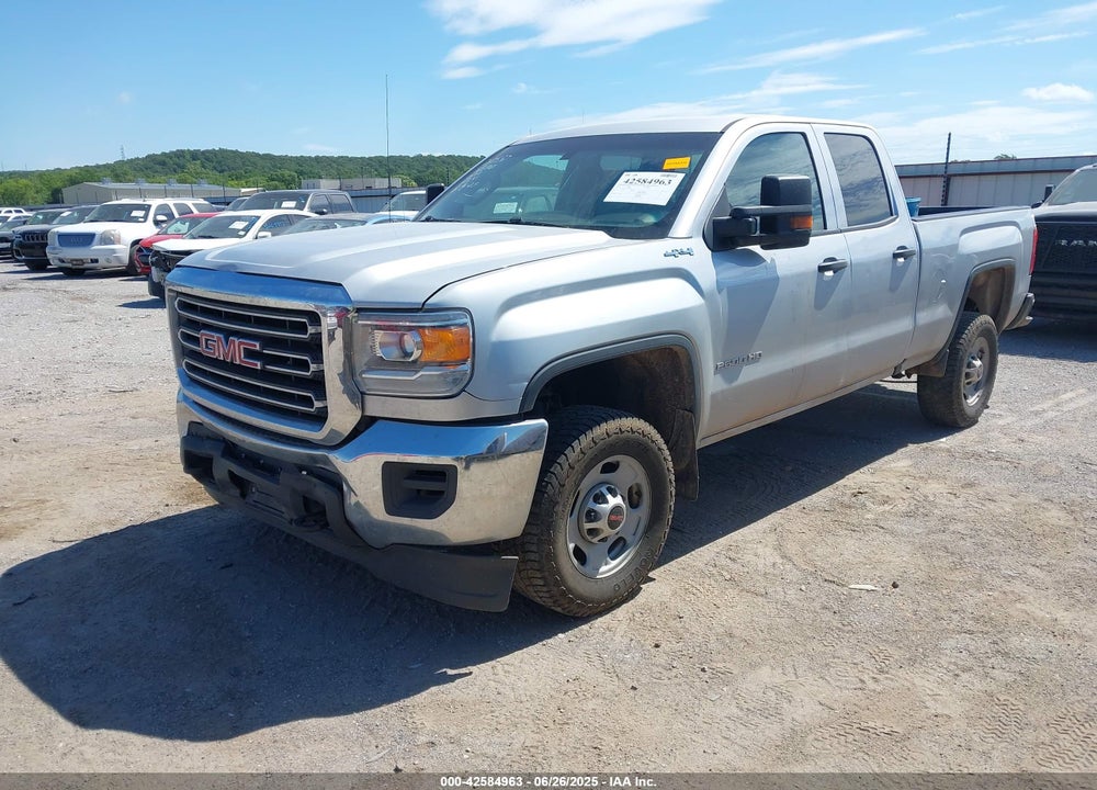 2018 GMC SIERRA VIN: 1GT22REG2JZ102149