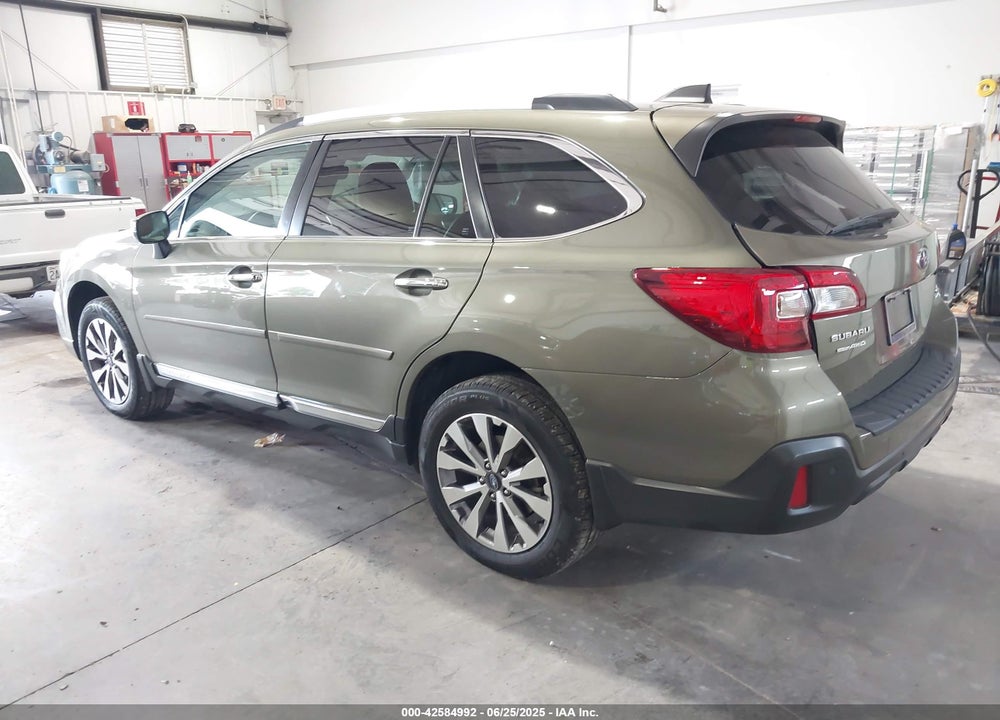 2018 SUBARU OUTBACK VIN: 4S4BSETC1J3222502