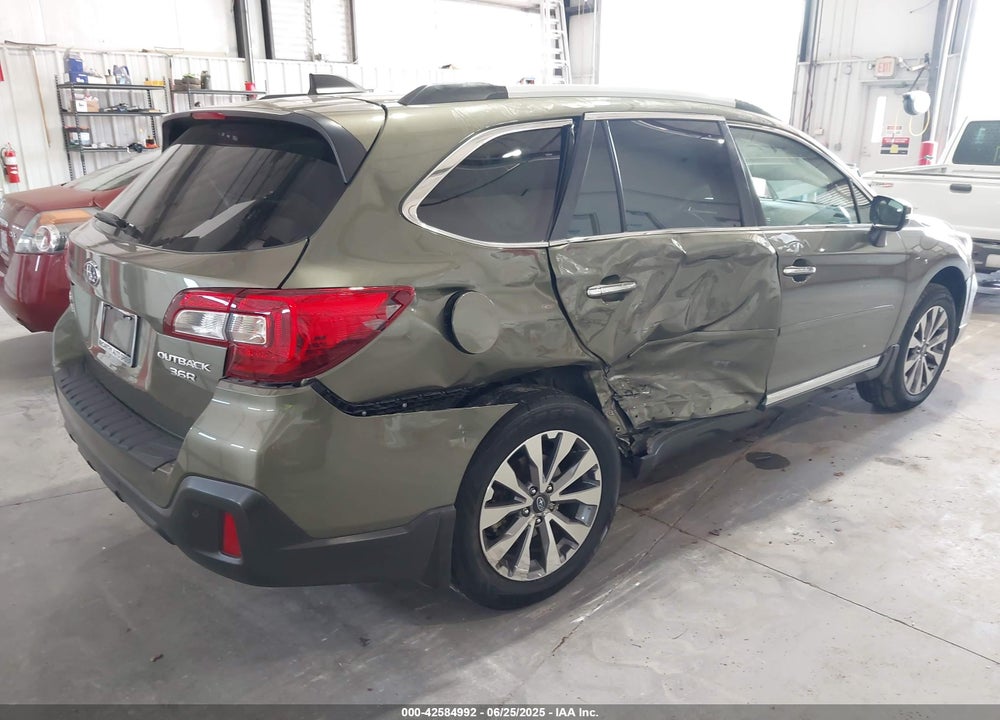 2018 SUBARU OUTBACK VIN: 4S4BSETC1J3222502