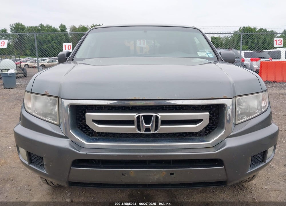 2011 HONDA RIDGELINE VIN: 5FPYK1F46BB008404