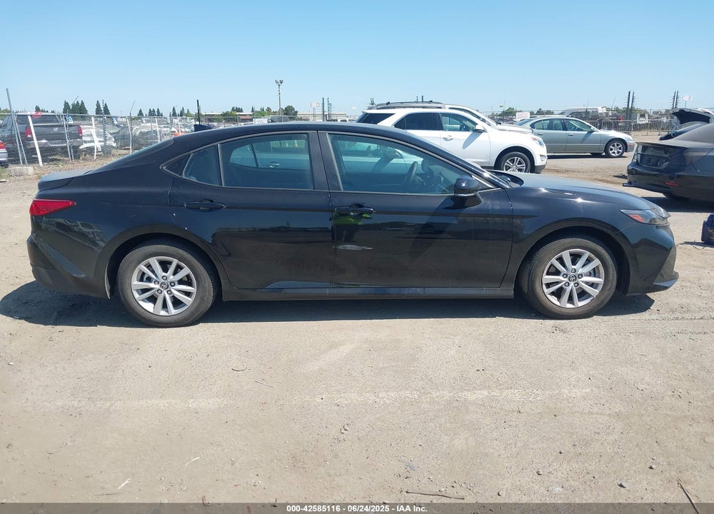 2025 TOYOTA CAMRY LE VIN: 4T1DAACK9SU135194