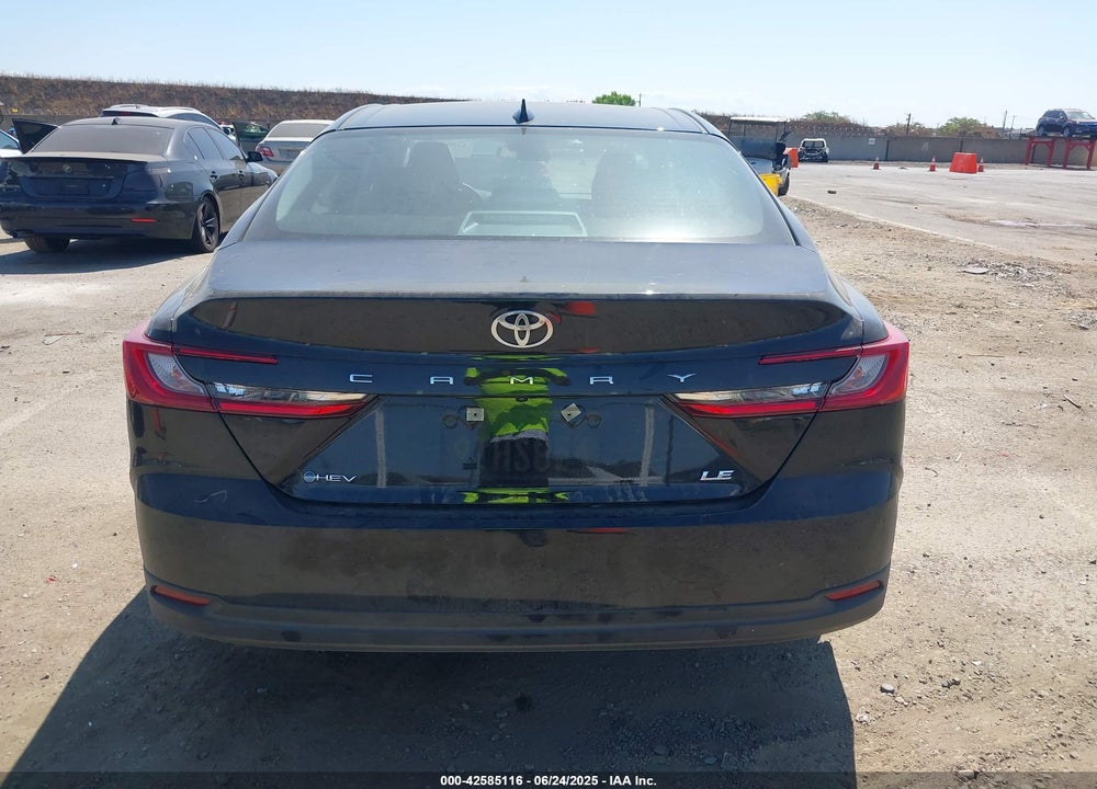 2025 TOYOTA CAMRY LE VIN: 4T1DAACK9SU135194