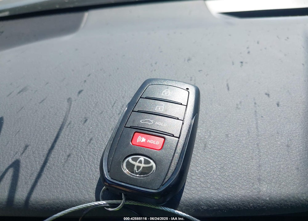 2025 TOYOTA CAMRY LE VIN: 4T1DAACK9SU135194