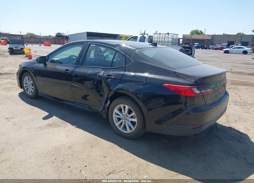 2025 TOYOTA CAMRY LE VIN: 4T1DAACK9SU135194