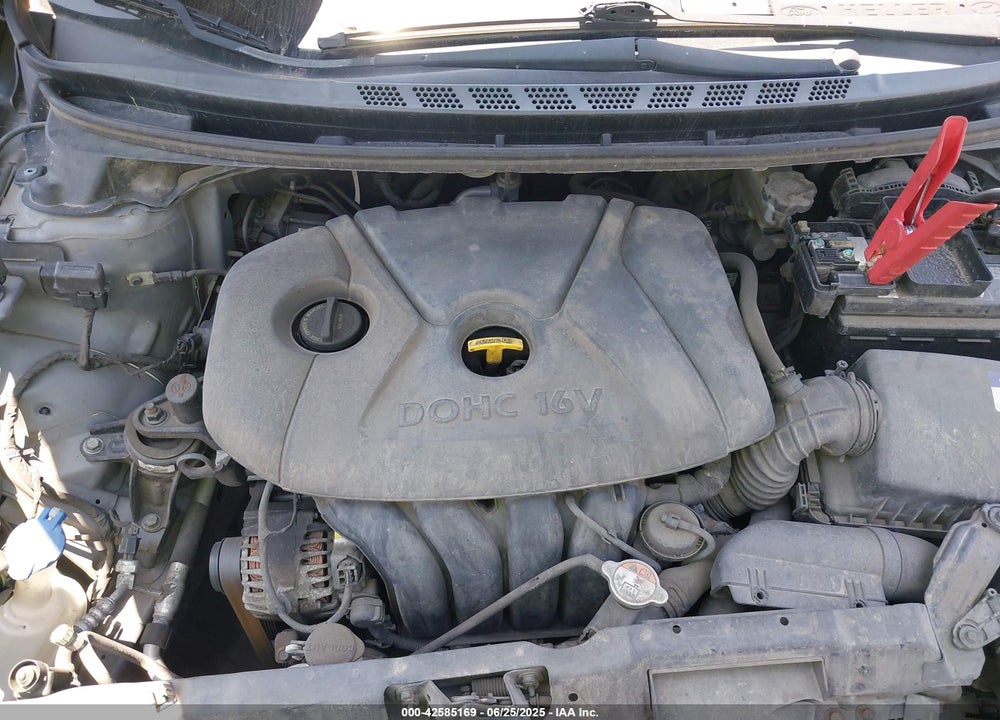 2013 HYUNDAI ELANTRA VIN: KMHDH4AE3DU528282