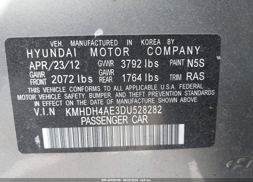 2013 HYUNDAI ELANTRA VIN: KMHDH4AE3DU528282