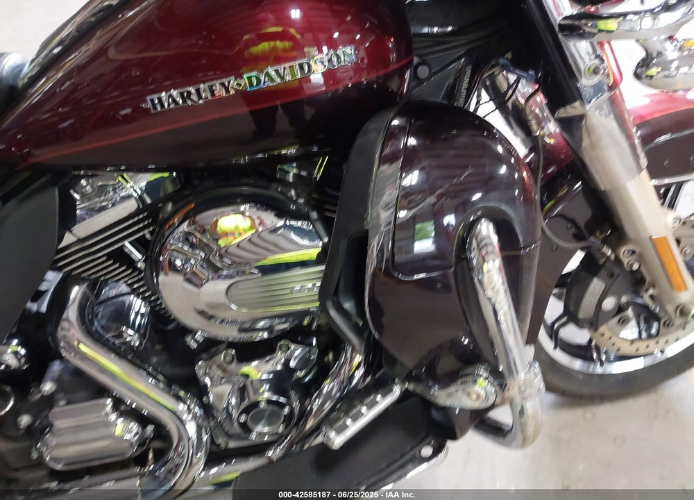 2015 HARLEY-DAVIDSON FLHTK ULTRA LIMITED VIN: 1HD1KEL19FB680007