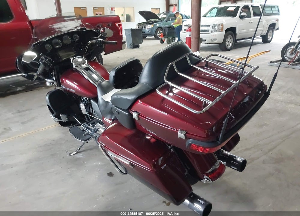 2015 HARLEY-DAVIDSON FLHTK ULTRA LIMITED VIN: 1HD1KEL19FB680007