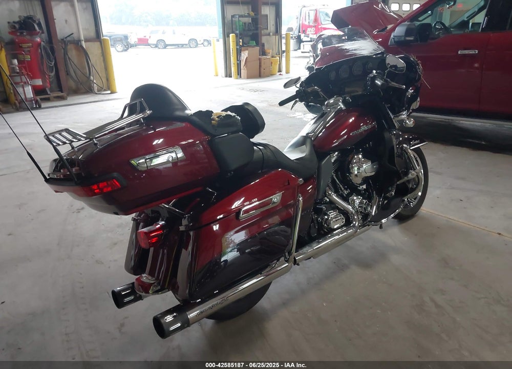 2015 HARLEY-DAVIDSON FLHTK ULTRA LIMITED VIN: 1HD1KEL19FB680007