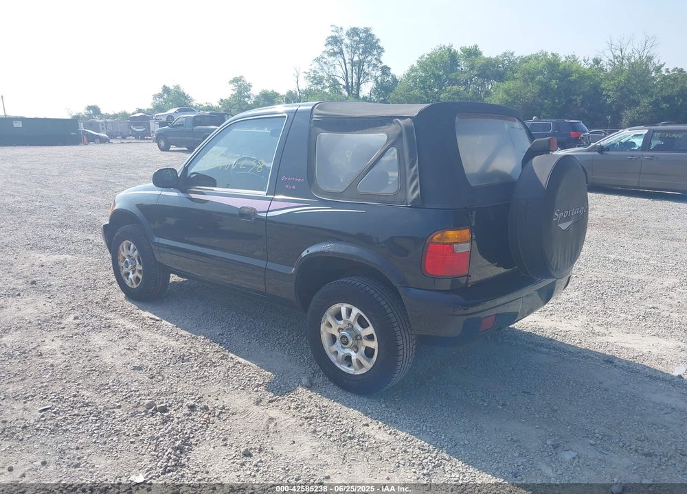 2001 KIA SPORTAGE VIN: KNDJA623415011583